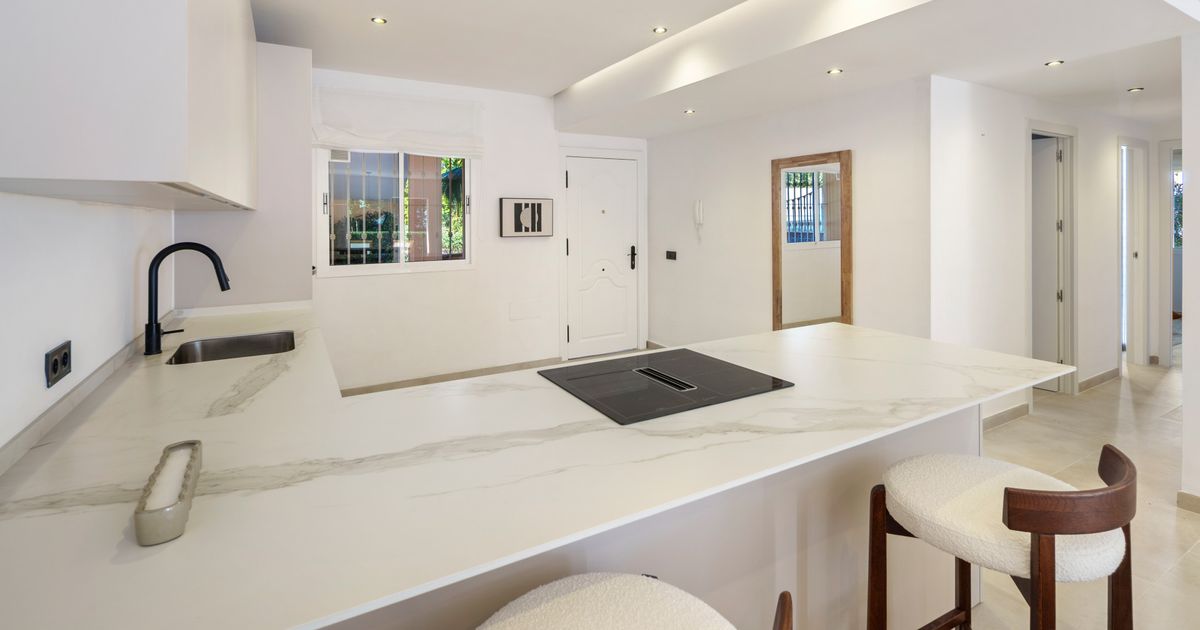 Erdgeschosswohnung in Nueva Andalucia, Nueva Andalucia, 4/12