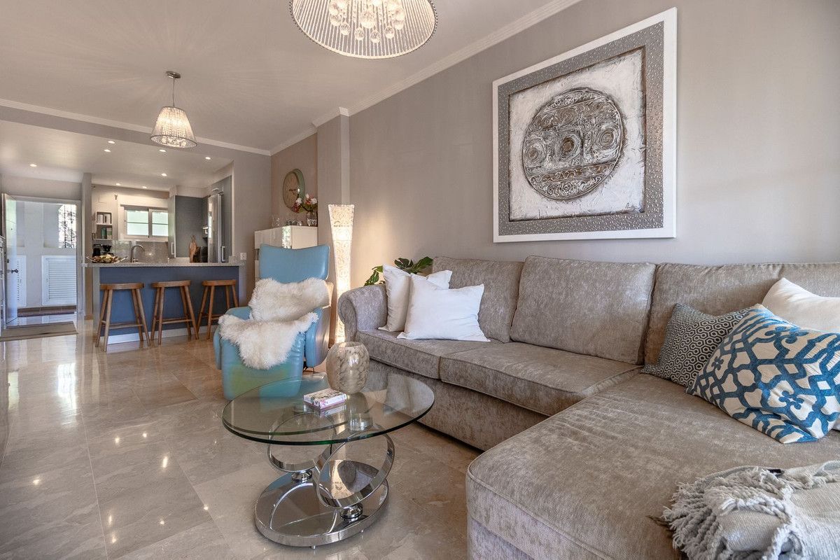 Apartamento en Planta Media en La Cala de Mijas, La Cala de Mijas, 9/12