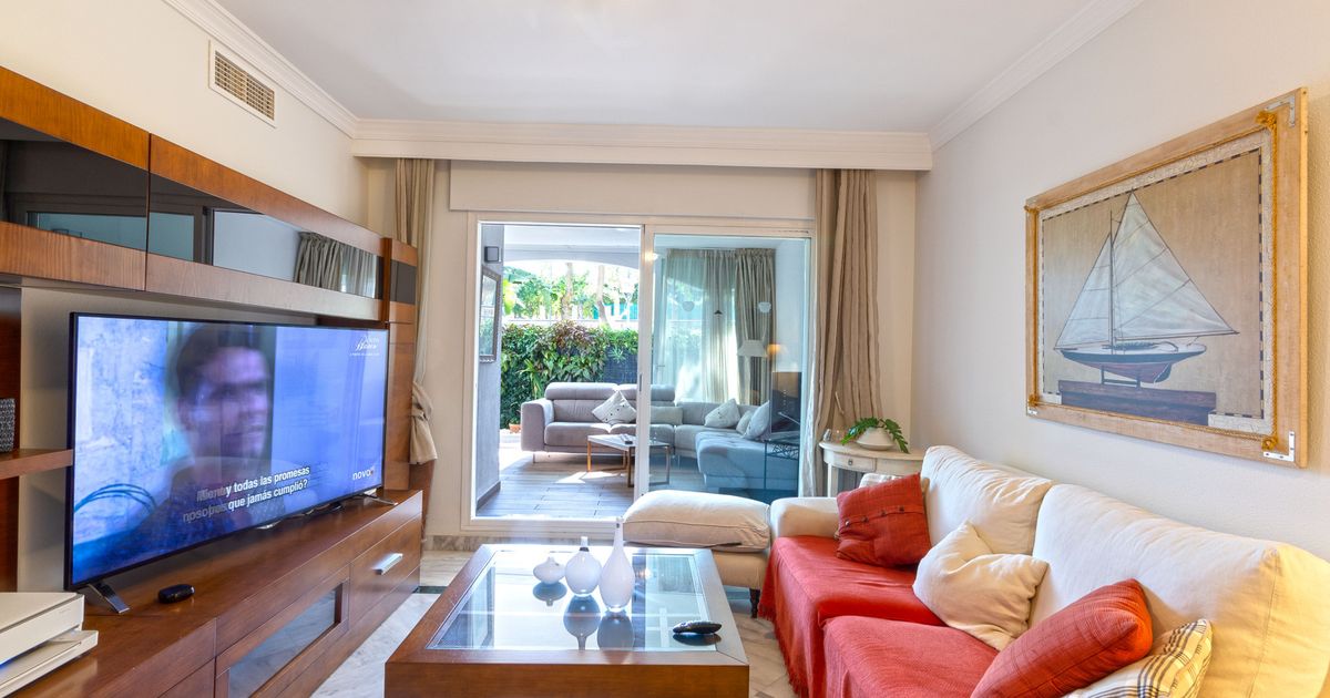 Ground Floor Apartment in Nueva Andalucia, La Dama de Noche, Nueva Andalucia, 12/12