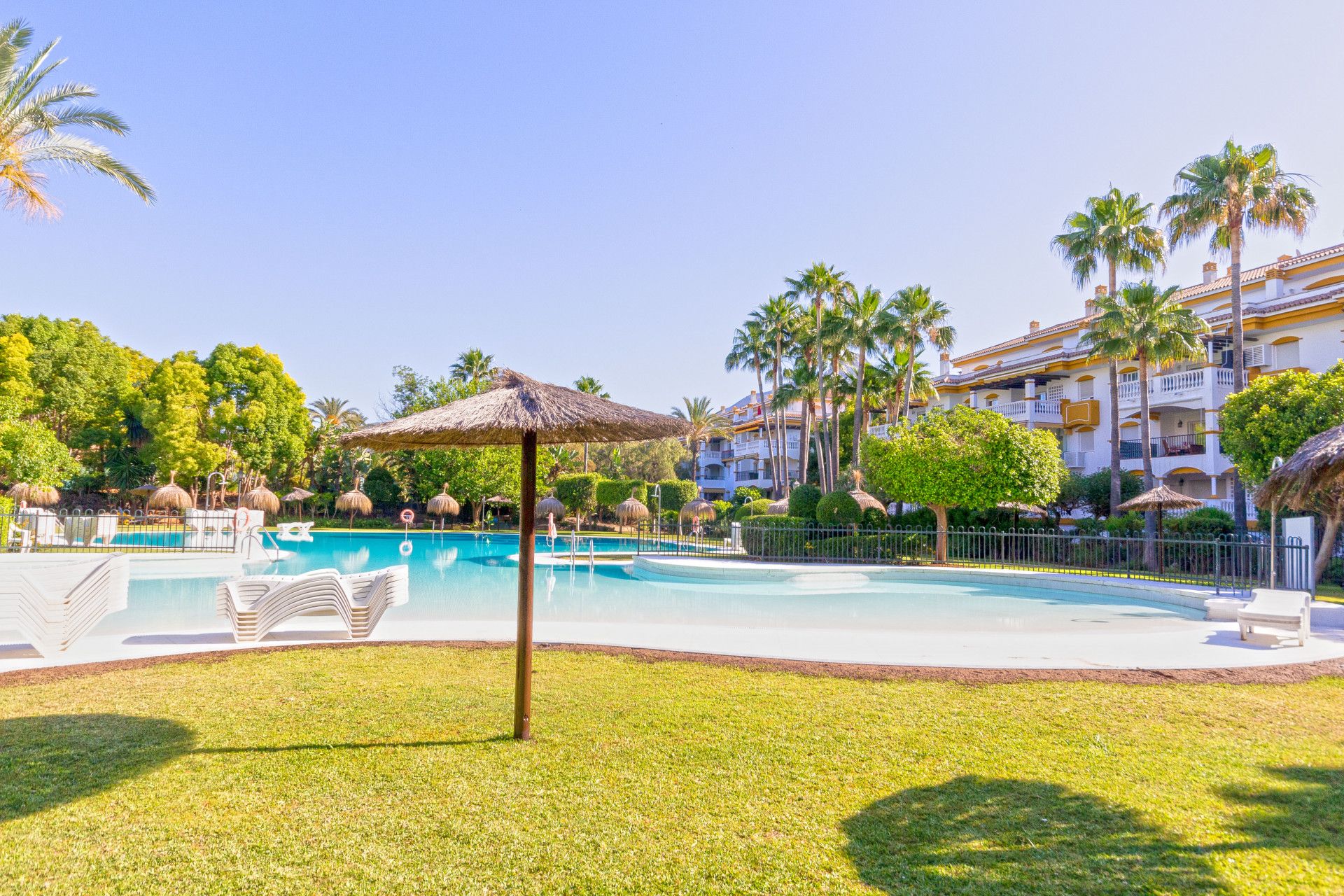 Ground Floor Apartment in Nueva Andalucia, La Dama de Noche, Nueva Andalucia, 3/12