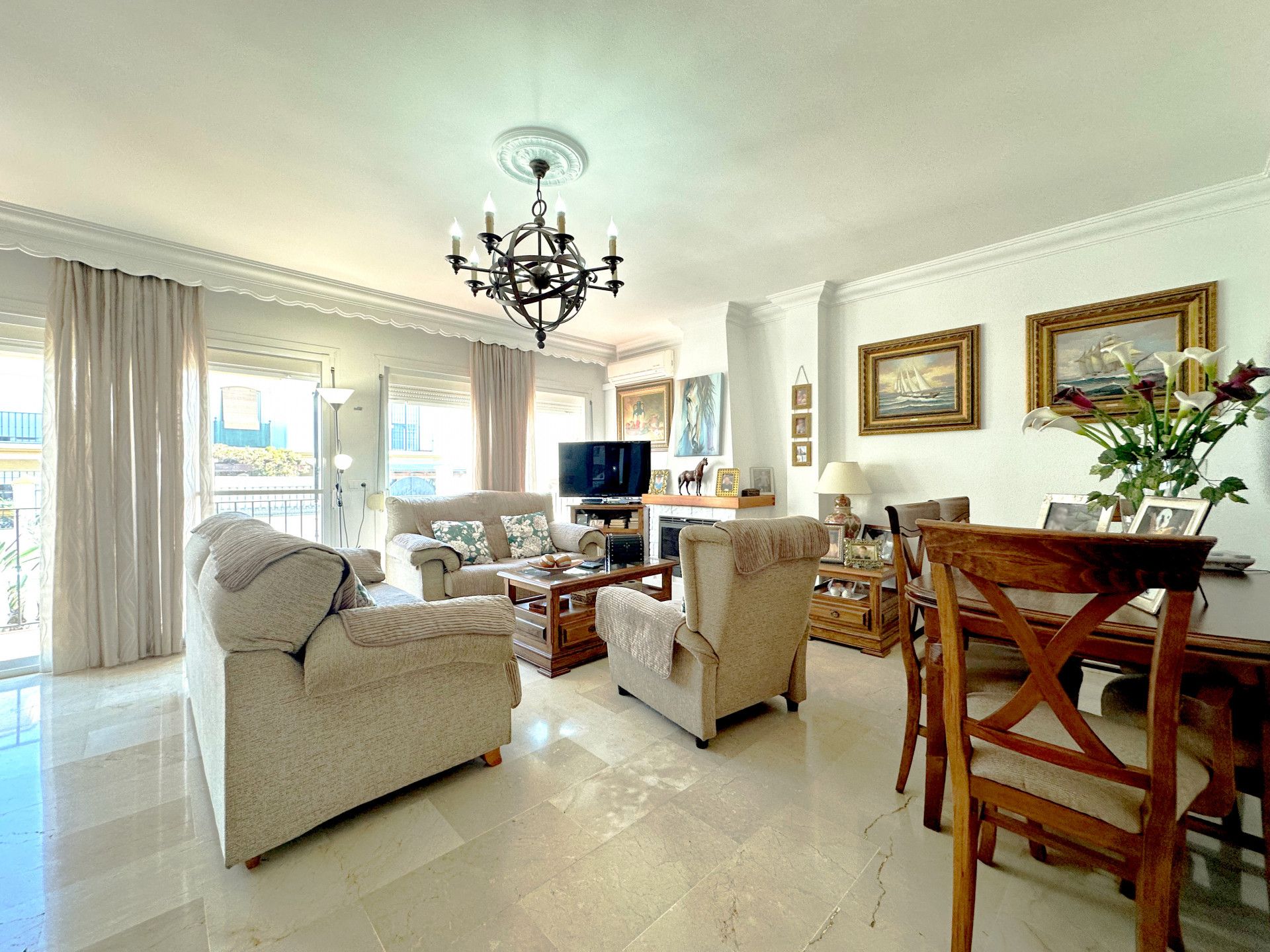 Town House in Estepona, Estepona Centre, Estepona, 2/12