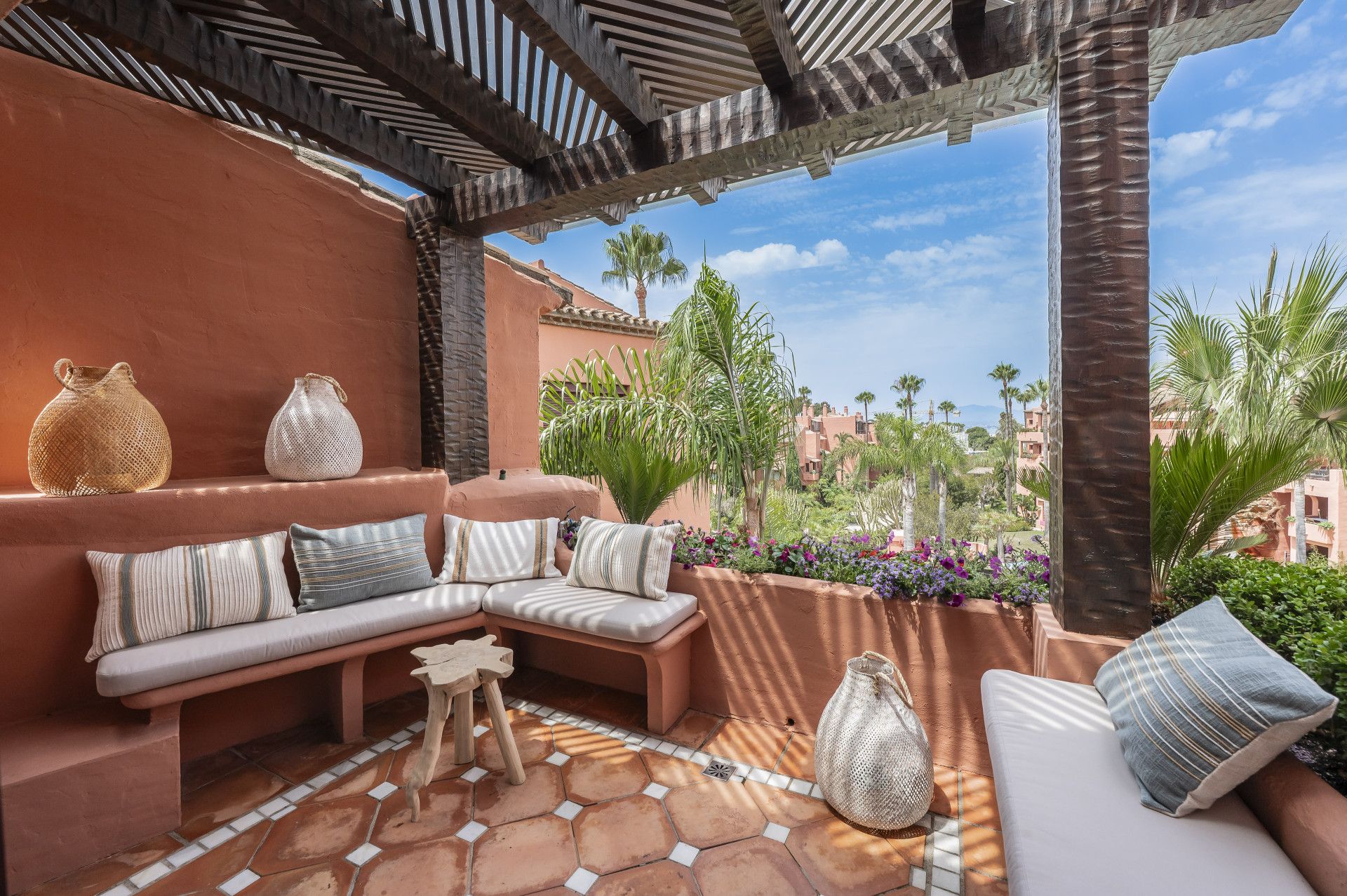 Penthouse in Marbella East, Alicate Playa, Marbella East, 2/12