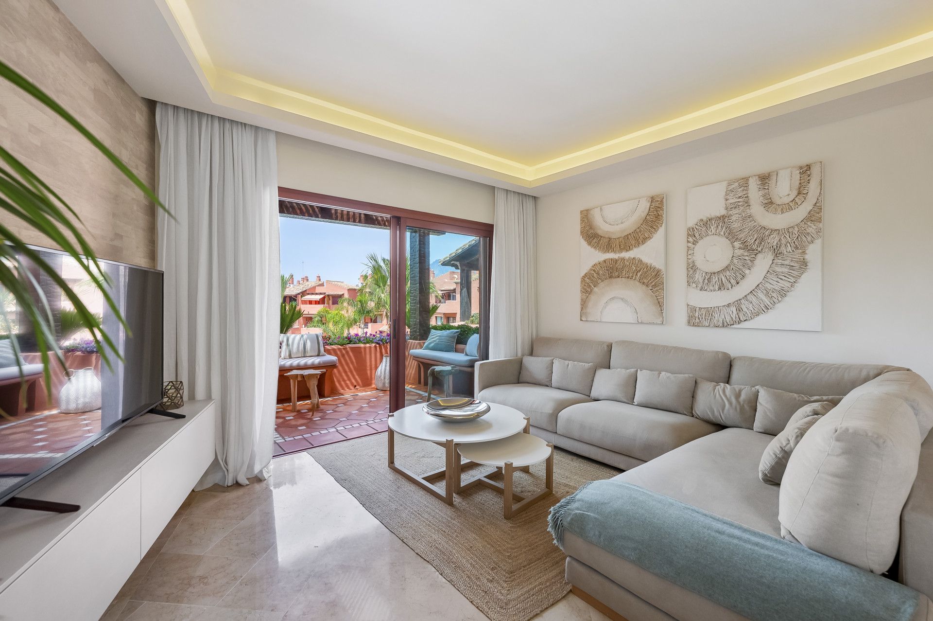 Penthouse in Marbella East, Alicate Playa, Marbella East, 3/12