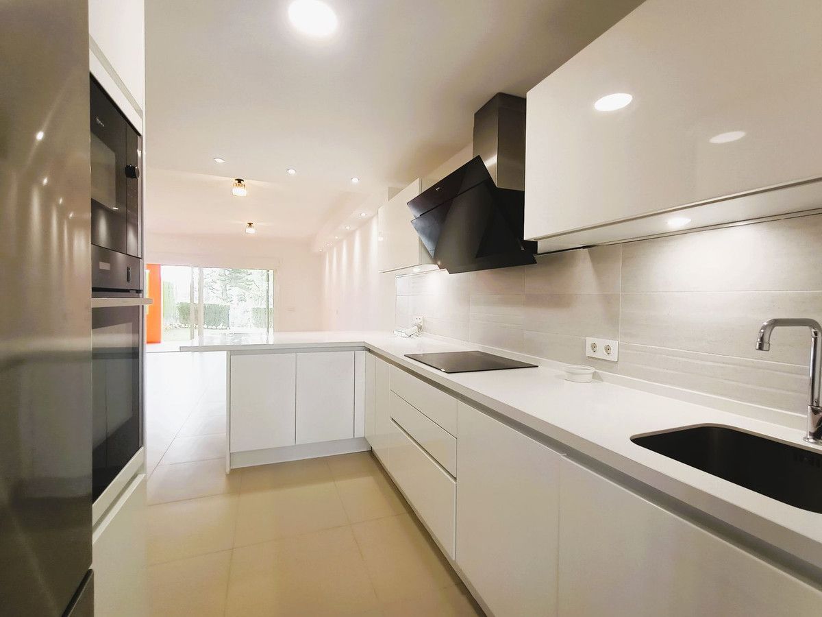 Townhouse in El Paraiso, El Paraiso, 12/12