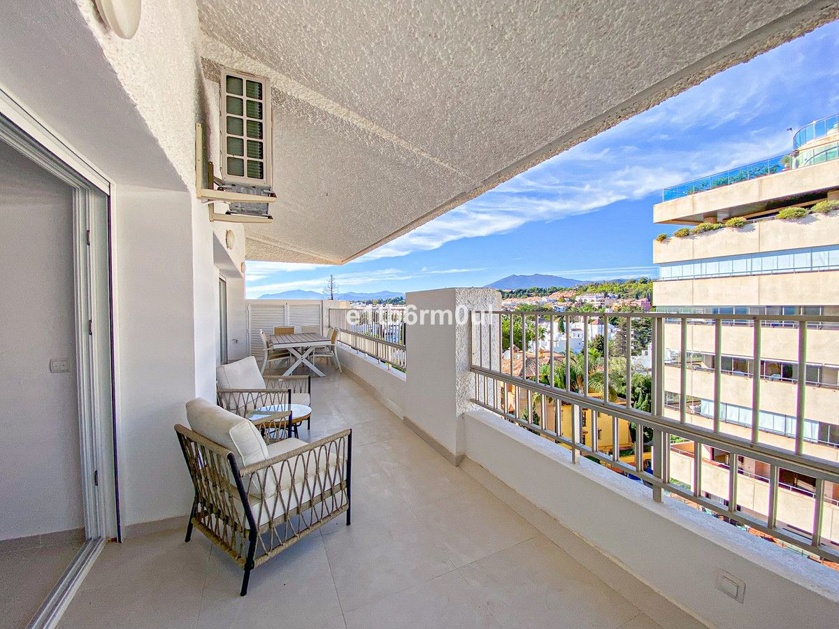 Penthouse in The Golden Mile, The Golden Mile, 1/12