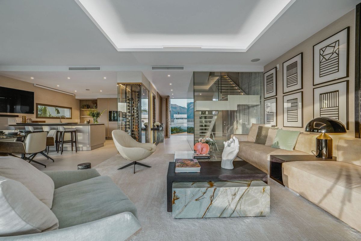 Maison Jumelée à Nueva Andalucía, Nueva Andalucía, 7/12