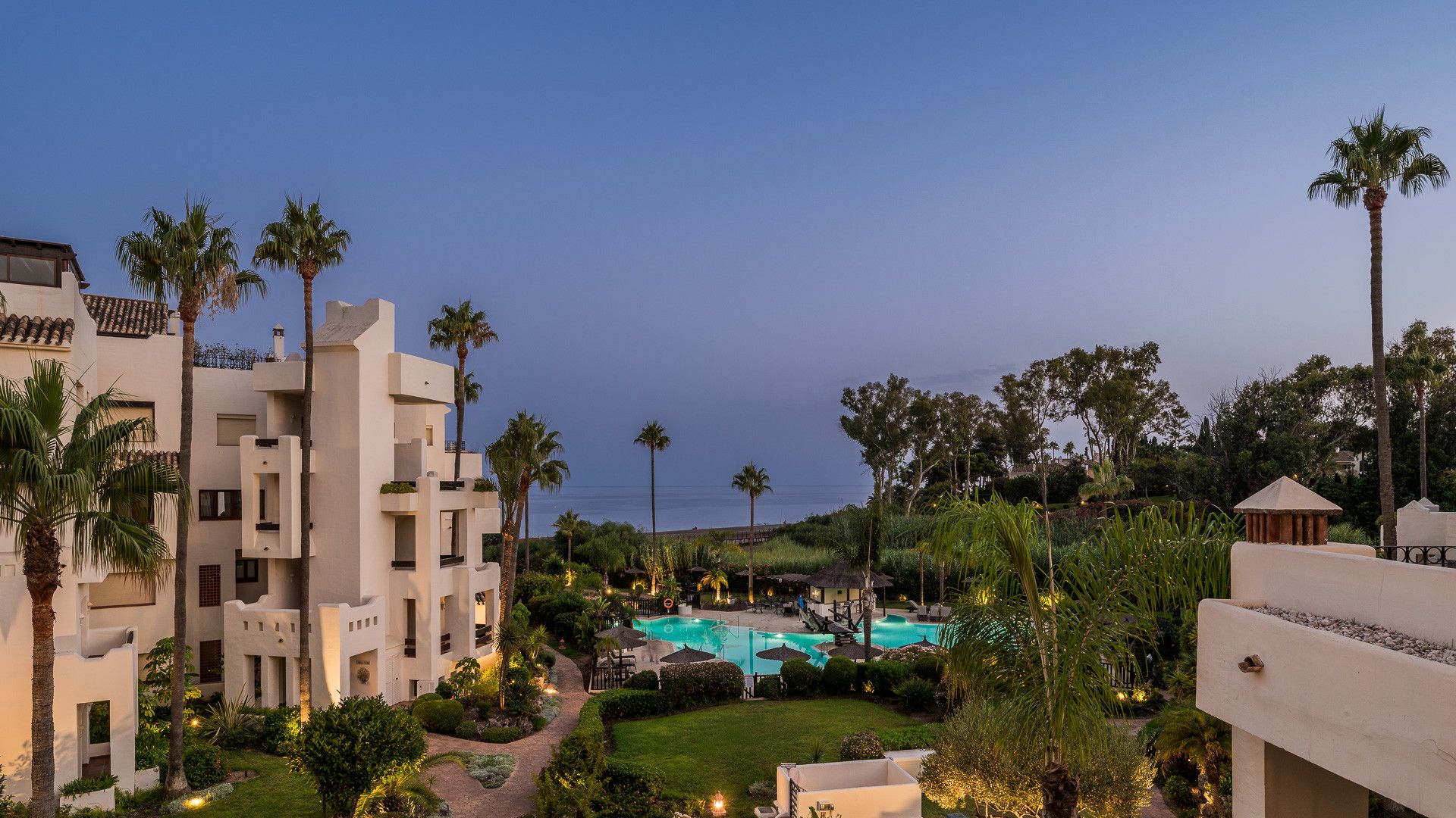 Apartment in Estepona, Bahía del Velerín, Estepona, 6/12