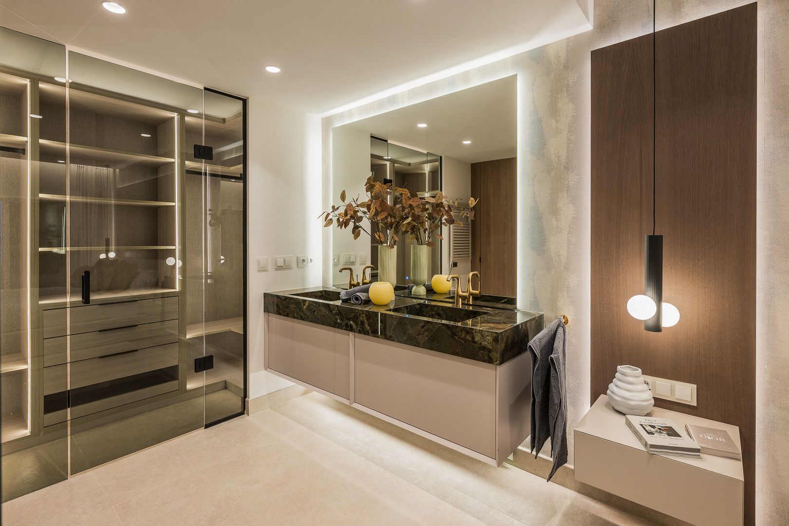 Apartment in Estepona, Bahía del Velerín, Estepona, 7/12
