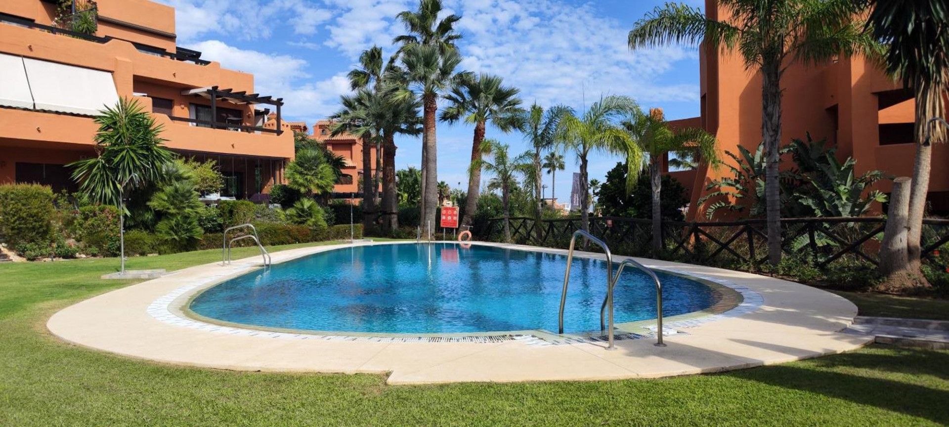 Apartamento en Planta Baja en Estepona, Buenas Noches, Estepona, 3/12