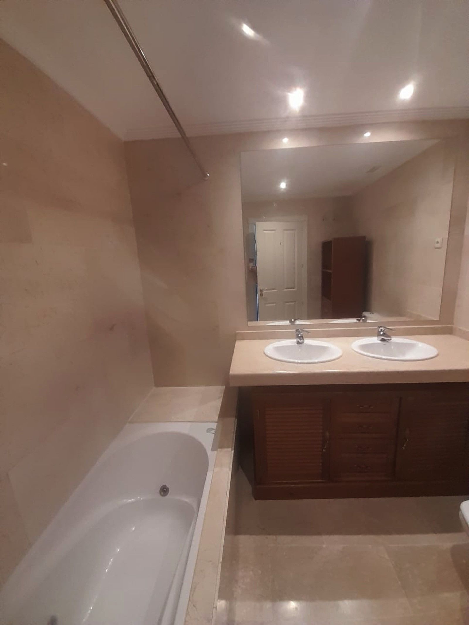 Apartamento en Planta Baja en Estepona, Buenas Noches, Estepona, 9/12