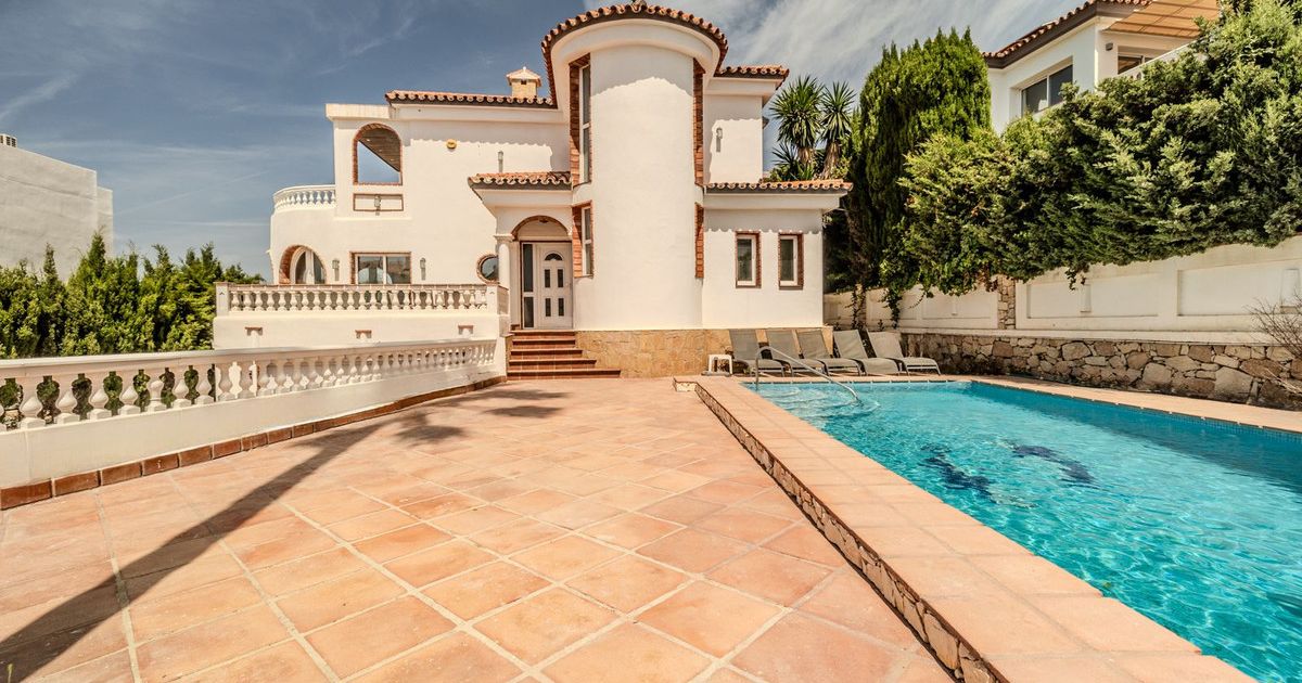 Detached Villa in El Faro, El Faro, 1/12