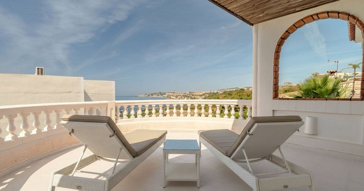 Detached Villa in El Faro, El Faro, 4/12