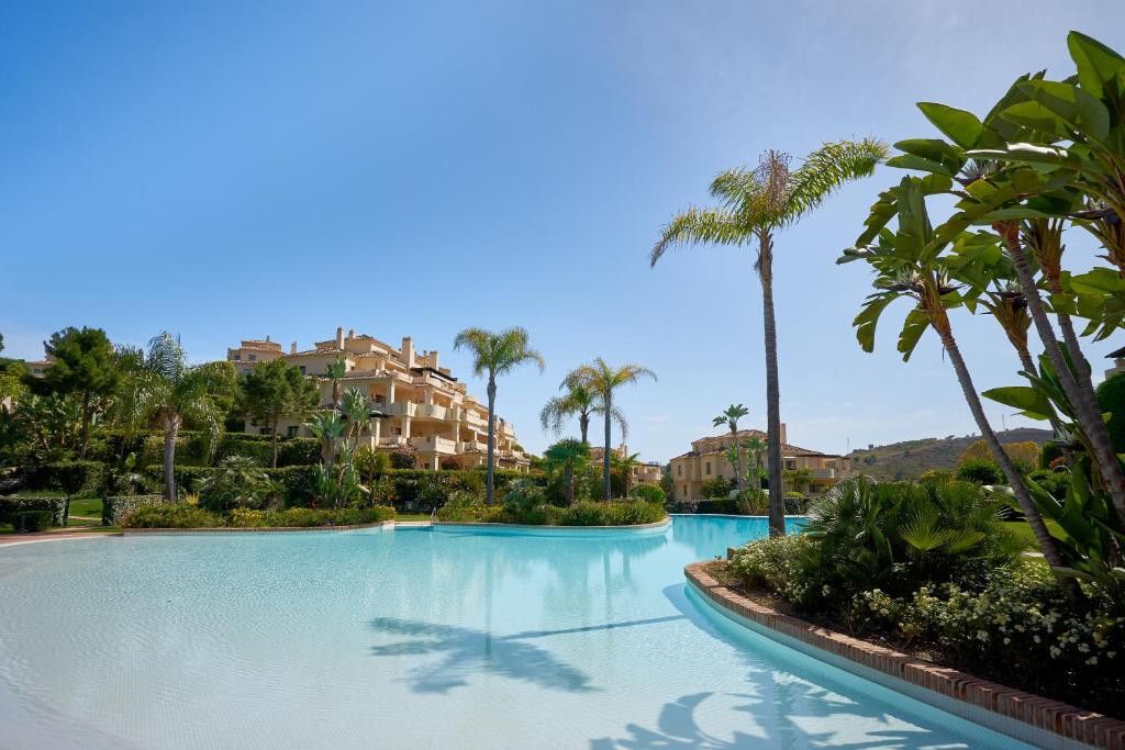 Apartment in Benahavis, Los Capanes del Golf, Benahavis, 9/12