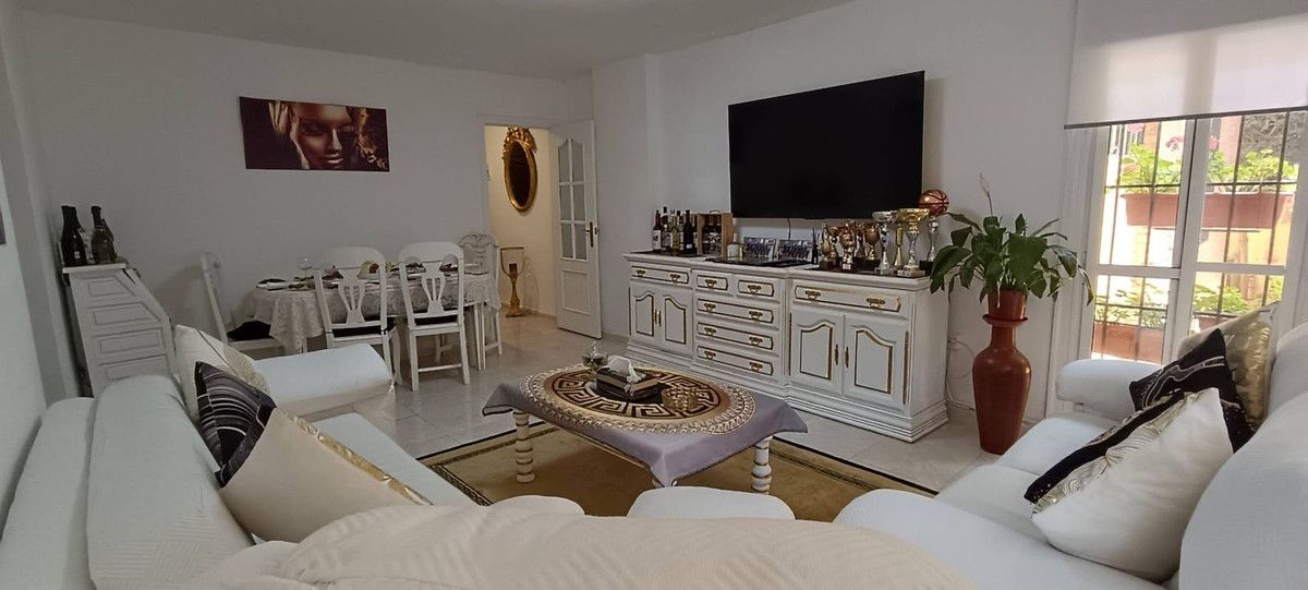 Appartement en rez-de-chaussée à Marbella, Marbella, 2/12