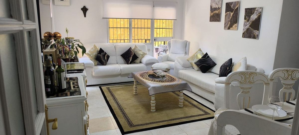 Appartement en rez-de-chaussée à Marbella, Marbella, 9/12