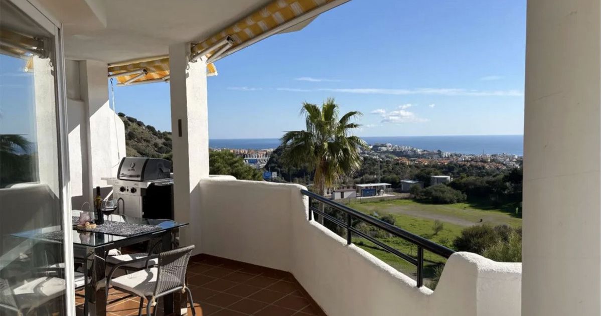 Middelste Verdieping Appartement in Calahonda, Calahonda, 3/12