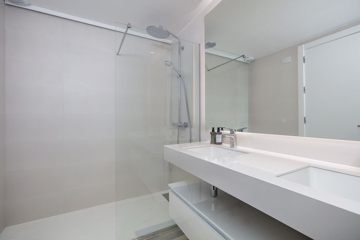 Townhouse in Estepona, Estepona, 11/12