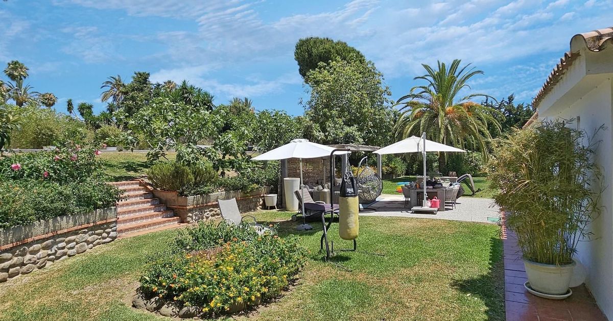 Villa à Estepona, Paraiso Barronal, Estepona, 1/12