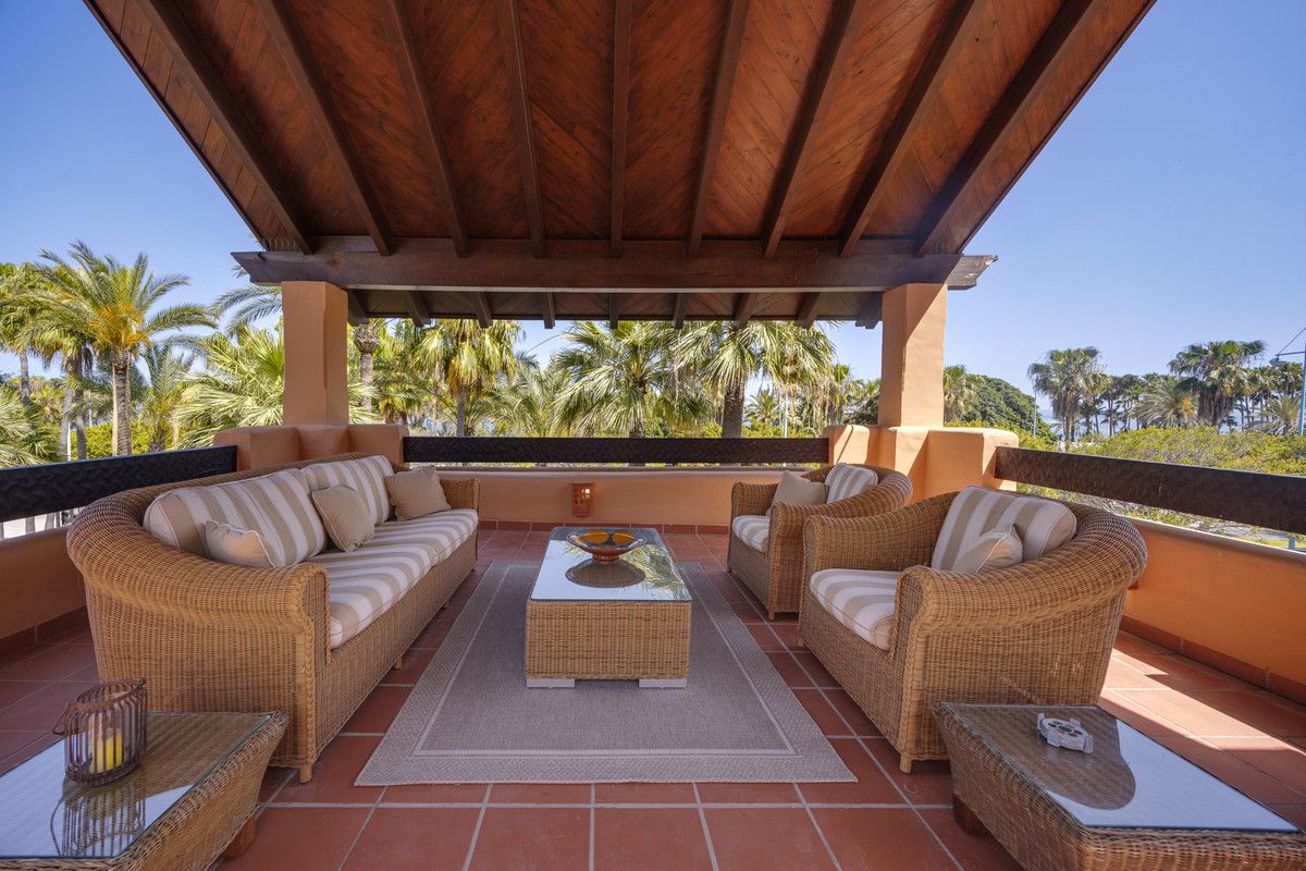 Dwupoziomowy Penthouse w San Pedro de Alcántara, San Pedro de Alcántara, 3/12