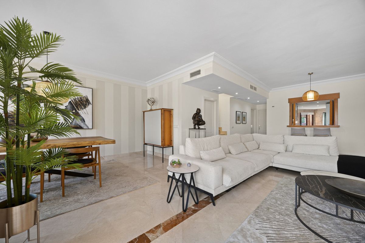 Dwupoziomowy Penthouse w San Pedro de Alcántara, San Pedro de Alcántara, 5/12