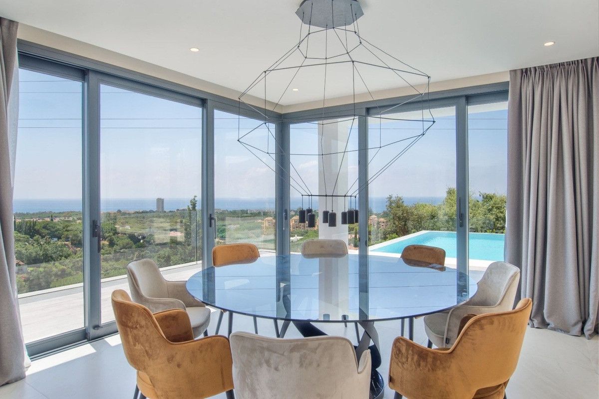 Villa independiente en Elviria, Elviria, 4/12