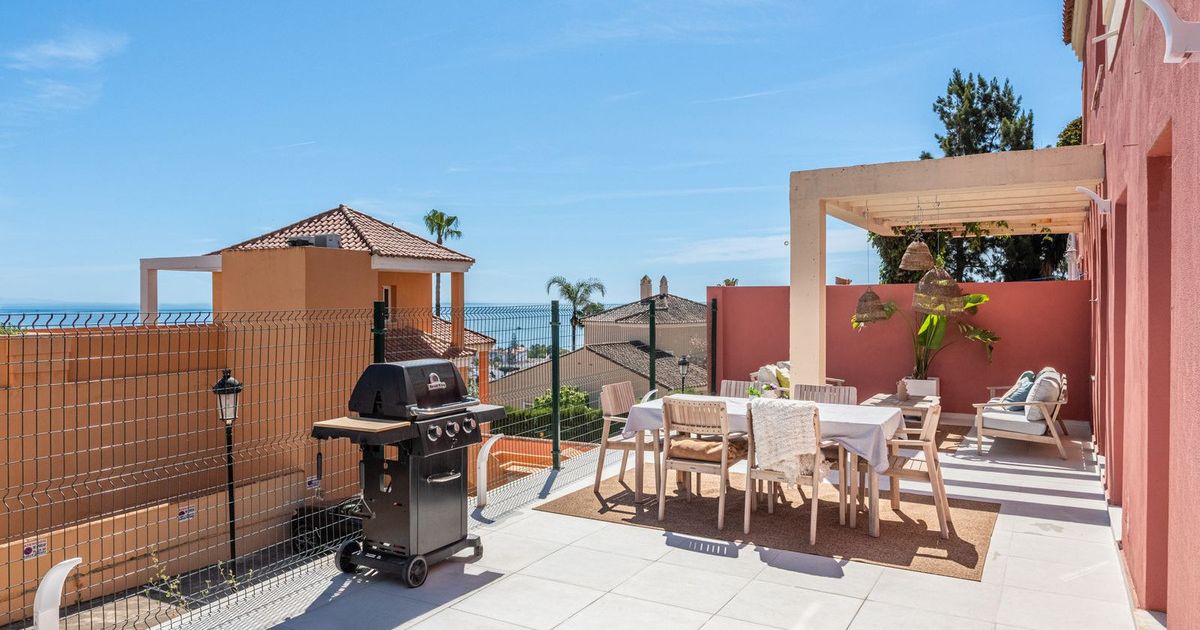 Apartament na środkowym piętrze w La Duquesa, La Duquesa, 2/12