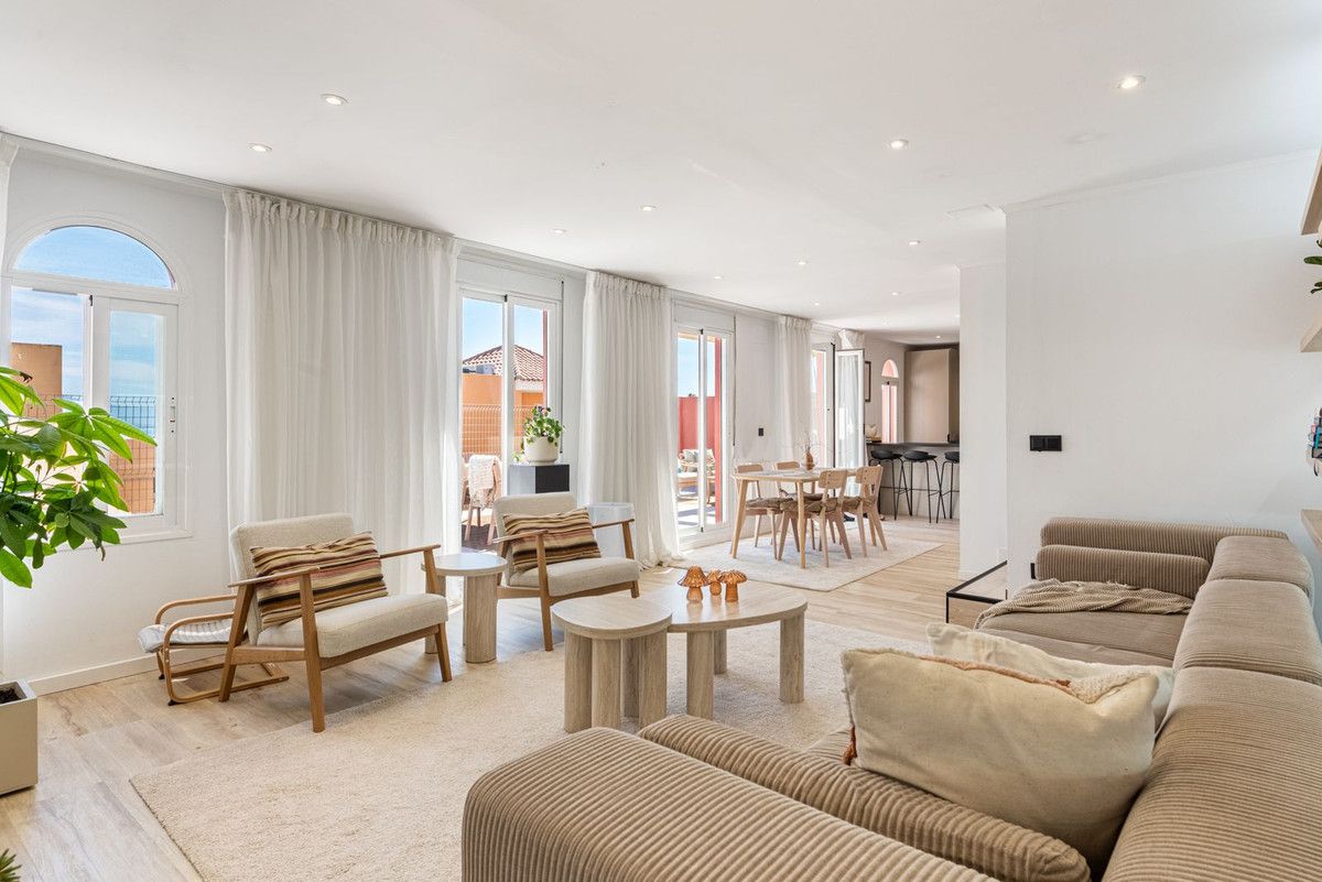 Apartament na środkowym piętrze w La Duquesa, La Duquesa, 3/12