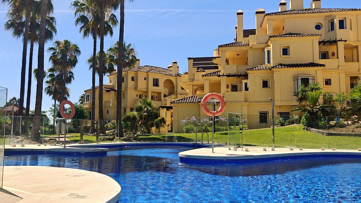Апартаменты на среднем этаже в Casares, Casares, 2/12