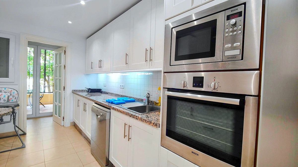 Апартаменты на среднем этаже в Casares, Casares, 11/12