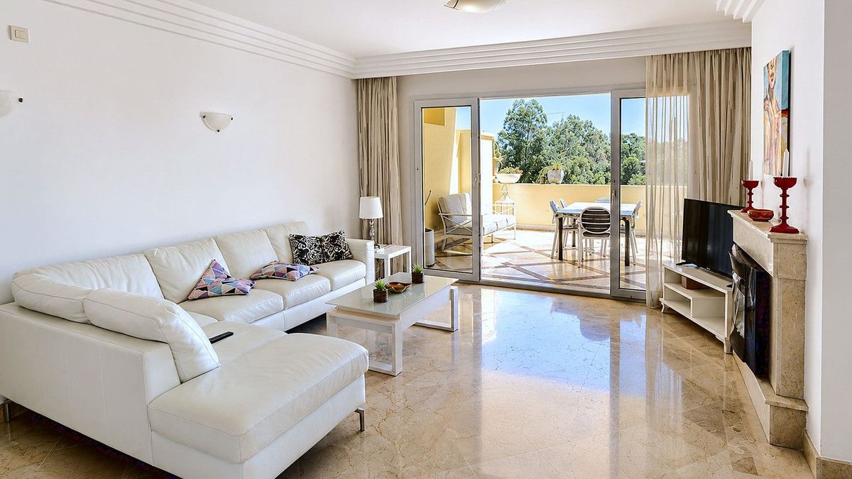 Апартаменты на среднем этаже в Casares, Casares, 4/12