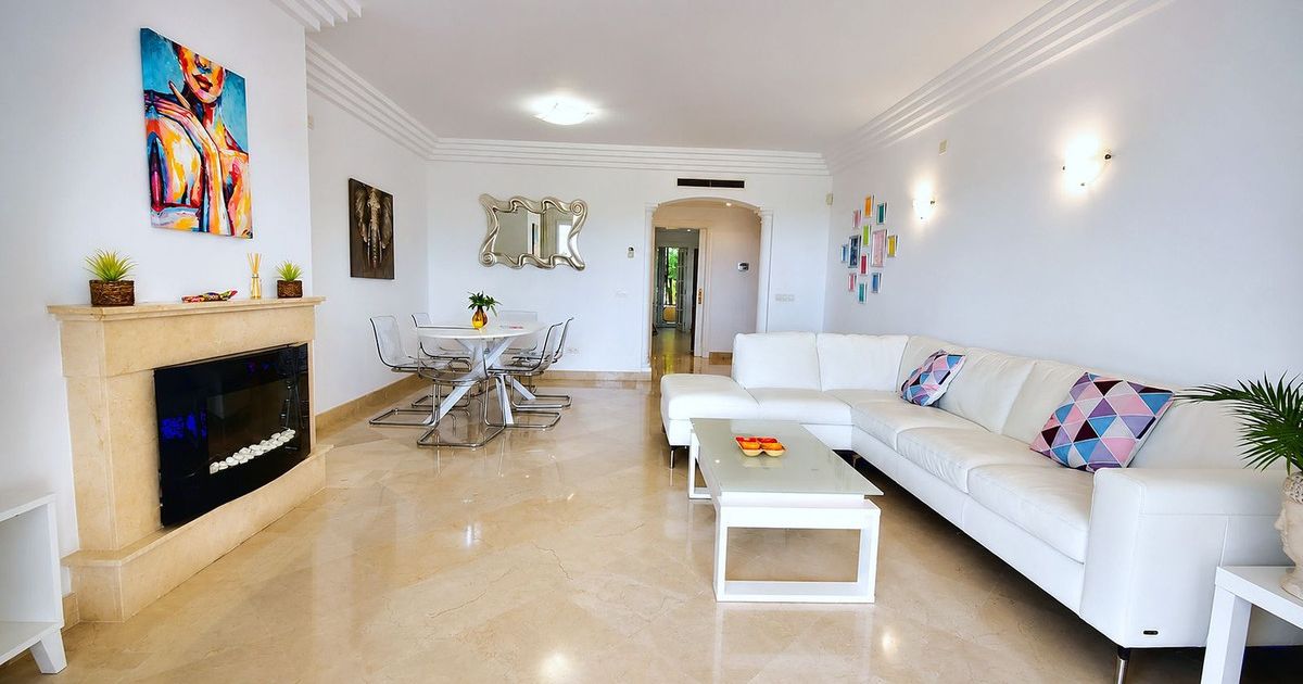 Апартаменты на среднем этаже в Casares, Casares, 5/12