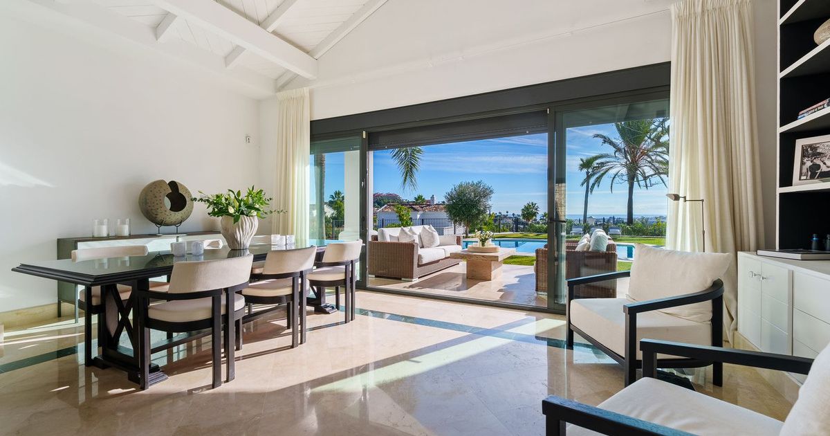 Villa individuelle à Nueva Andalucía, Nueva Andalucía, 12/12