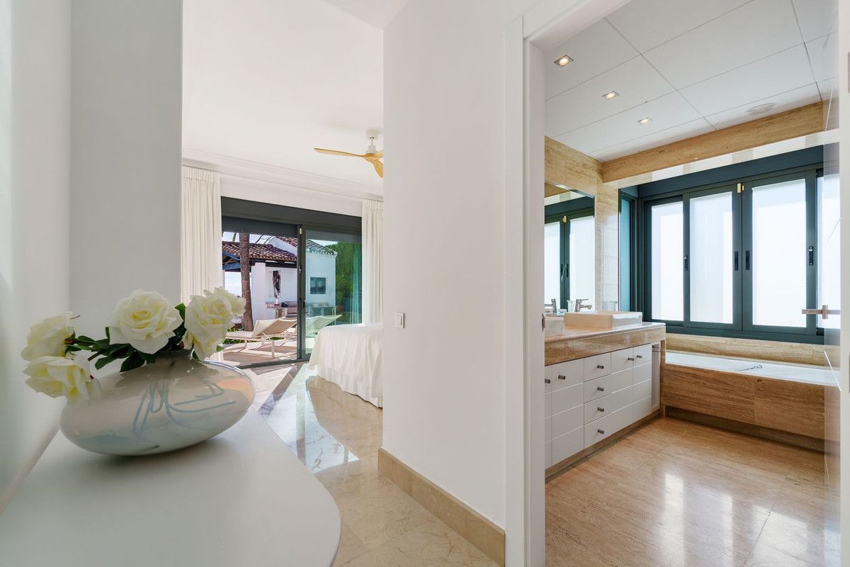Villa individuelle à Nueva Andalucía, Nueva Andalucía, 8/12