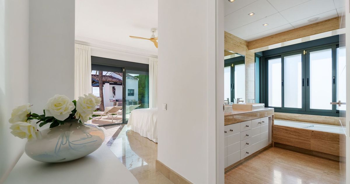Villa individuelle à Nueva Andalucía, Nueva Andalucía, 8/12