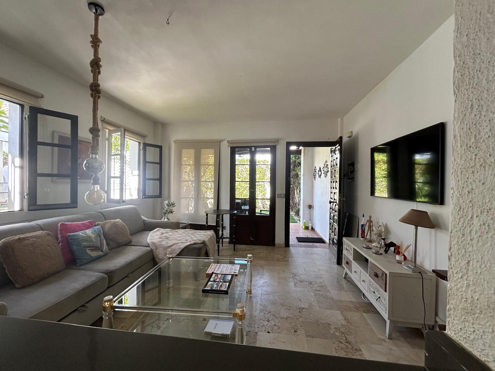 Gelijkvloers appartement in Estepona, Benamara, Estepona, 11/12