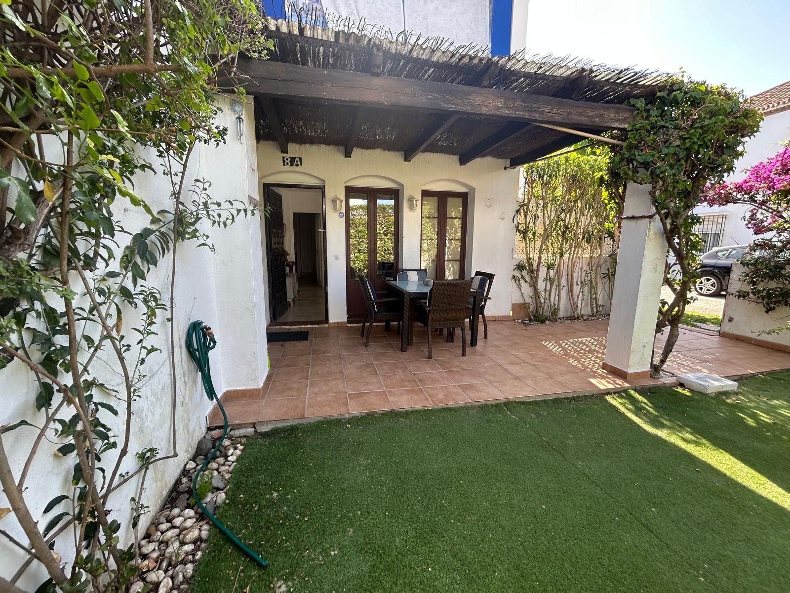 Gelijkvloers appartement in Estepona, Benamara, Estepona, 5/12