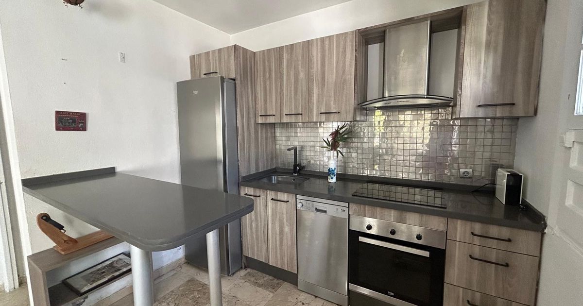 Gelijkvloers appartement in Estepona, Benamara, Estepona, 9/12