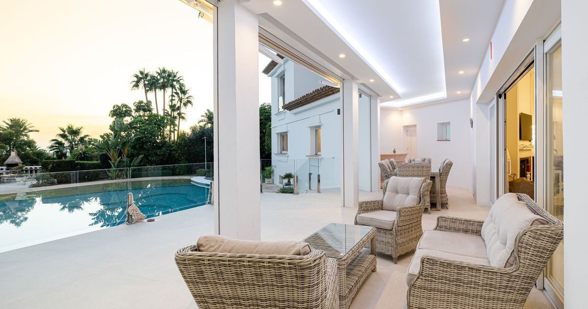 Detached Villa in El Paraiso, El Paraiso, 3/12