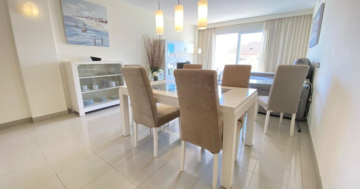 Mittelgeschoss-Wohnung in Estepona, Estepona, 3/12