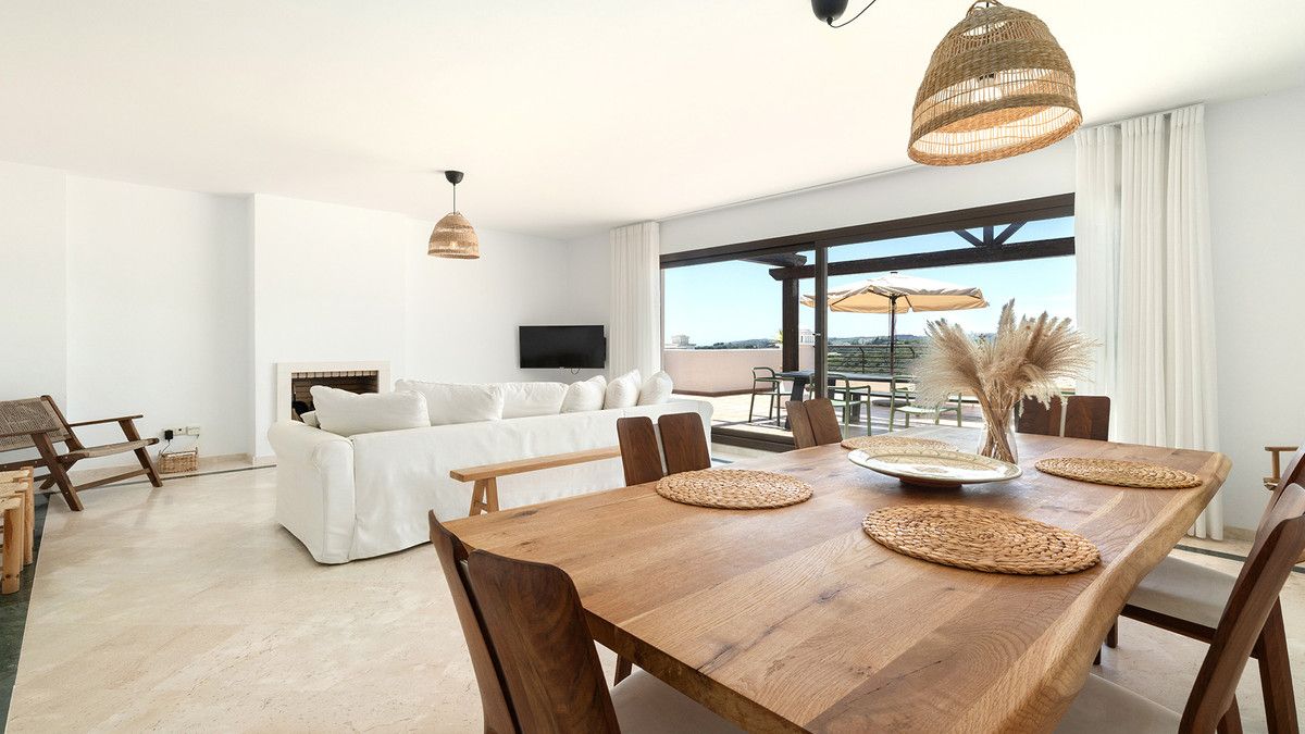 Penthouse in Casares, Casares, 3/12