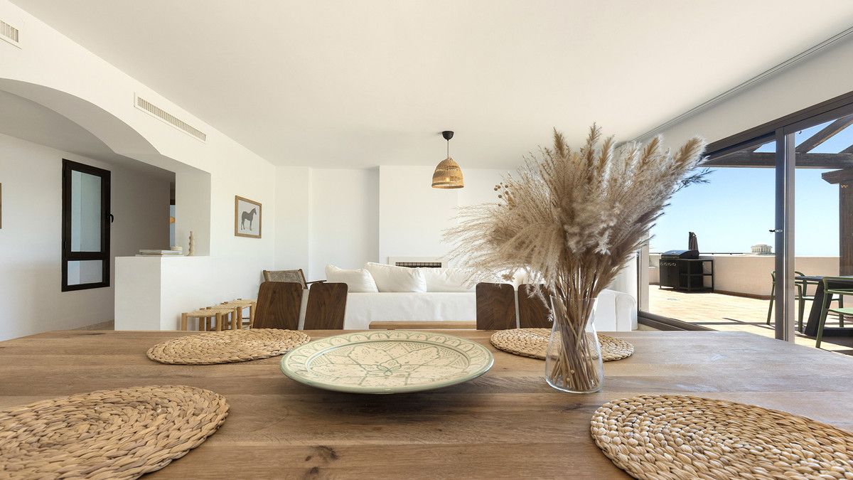 Penthouse in Casares, Casares, 4/12