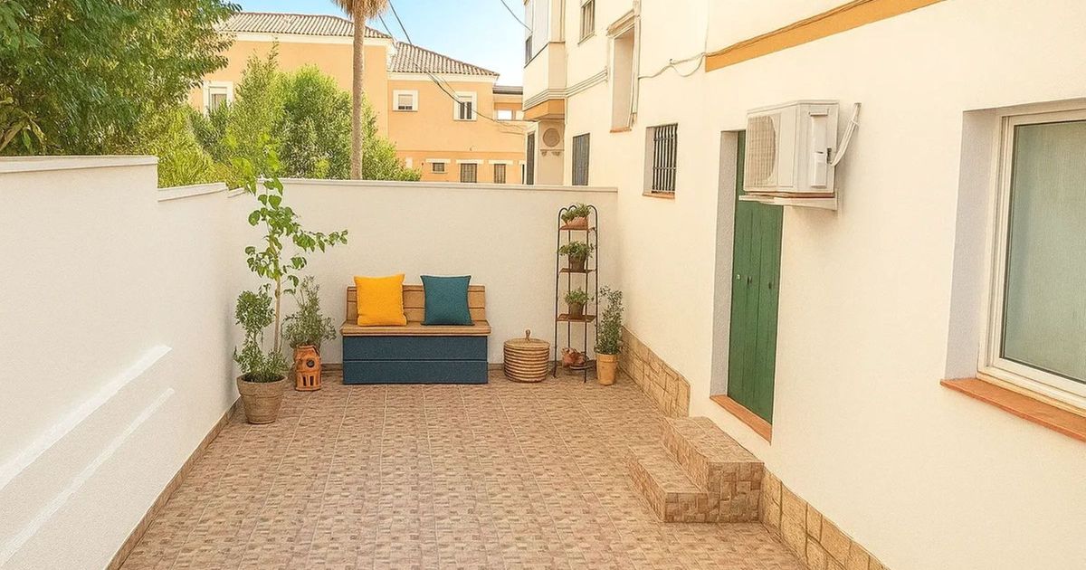 Ground Floor Apartment in Benalmadena Costa, Benalmadena Costa, 2/12