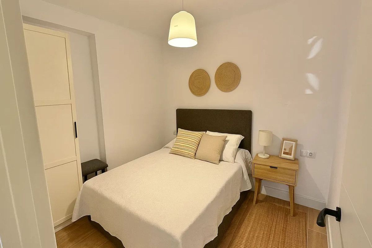 Ground Floor Apartment in Benalmadena Costa, Benalmadena Costa, 9/12