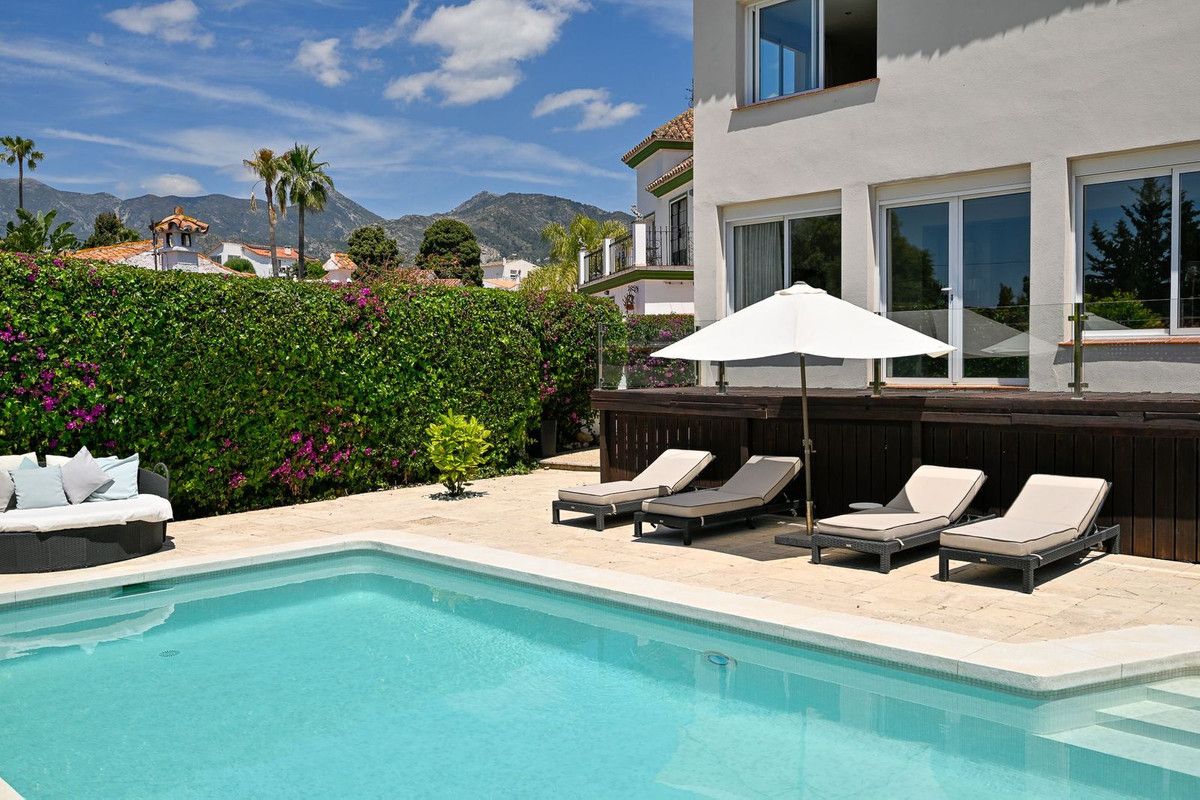 Detached Villa in Río Real, Río Real, 11/12