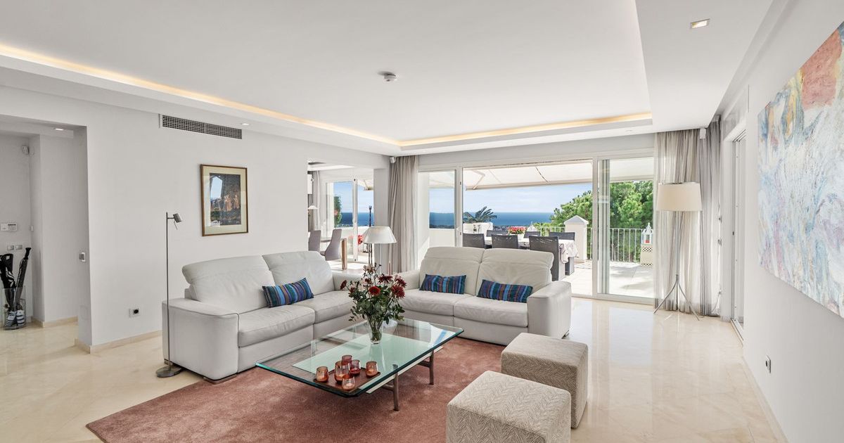 Duplex in La Heredia, La Heredia, 1/12