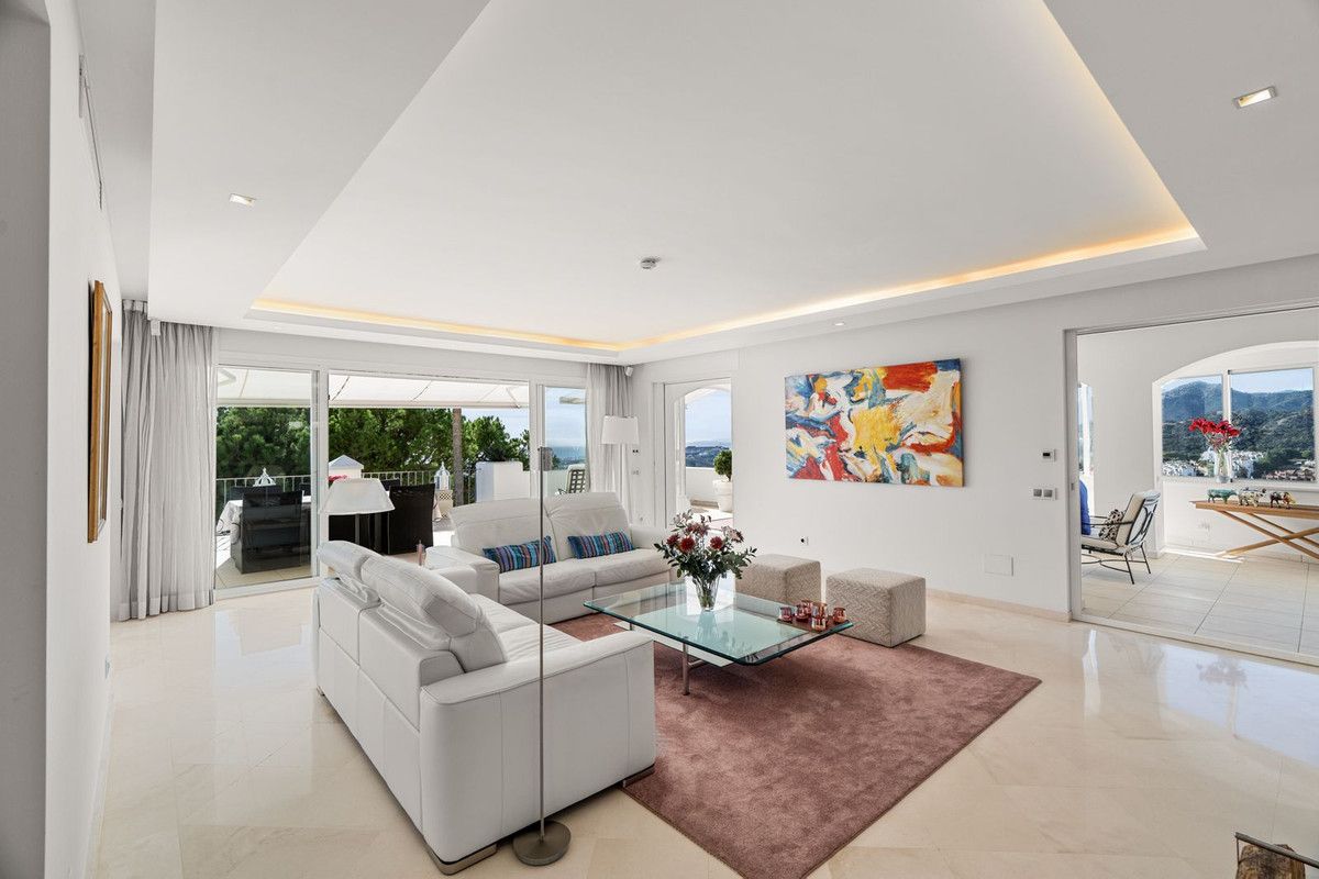 Duplex in La Heredia, La Heredia, 12/12