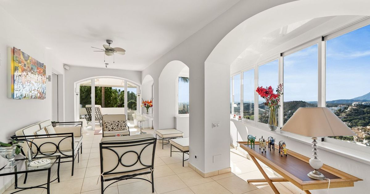 Duplex in La Heredia, La Heredia, 4/12