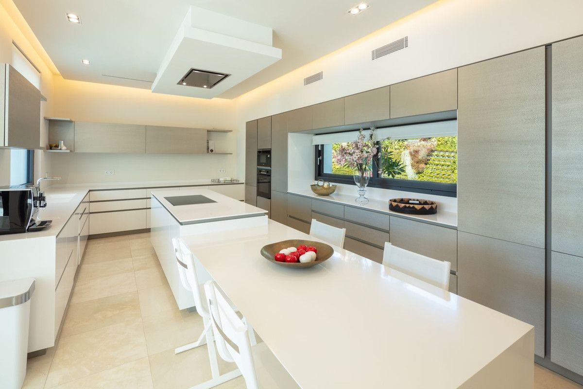 Villa individuelle à Nueva Andalucía, Nueva Andalucía, 7/12
