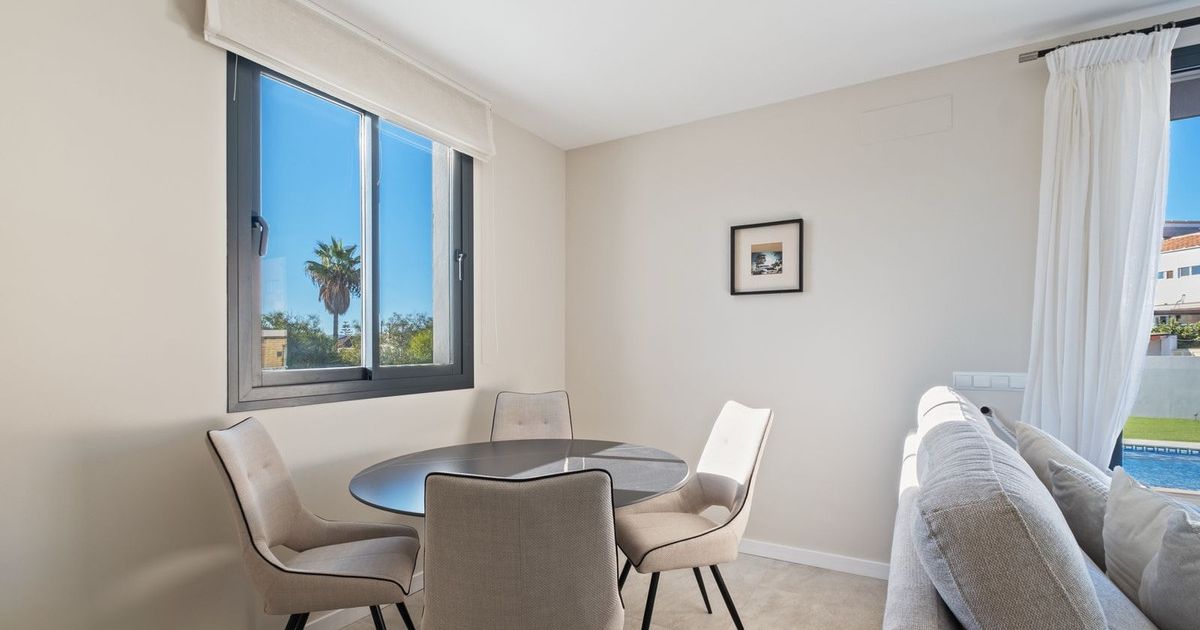 Detached Villa in El Faro, El Faro, 9/12