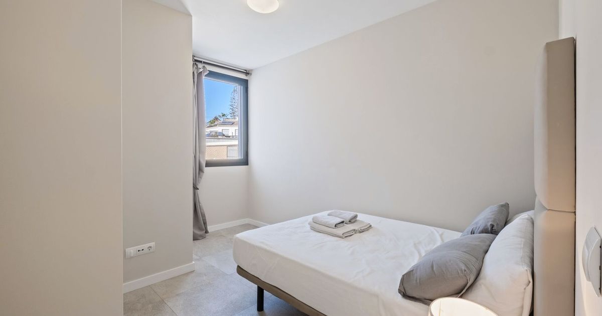 Detached Villa in El Faro, El Faro, 10/12